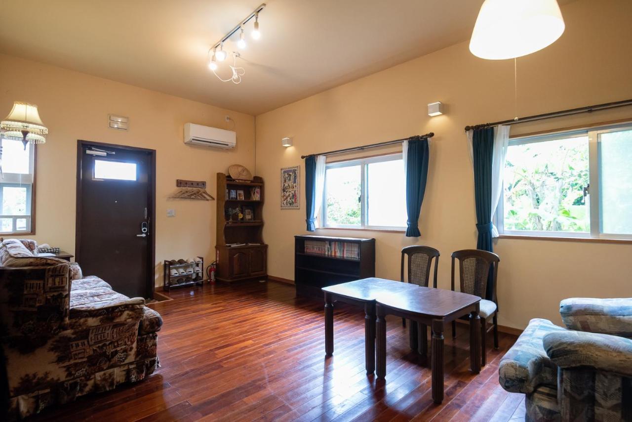 コテージなかどまり Apartment Onna Exterior photo