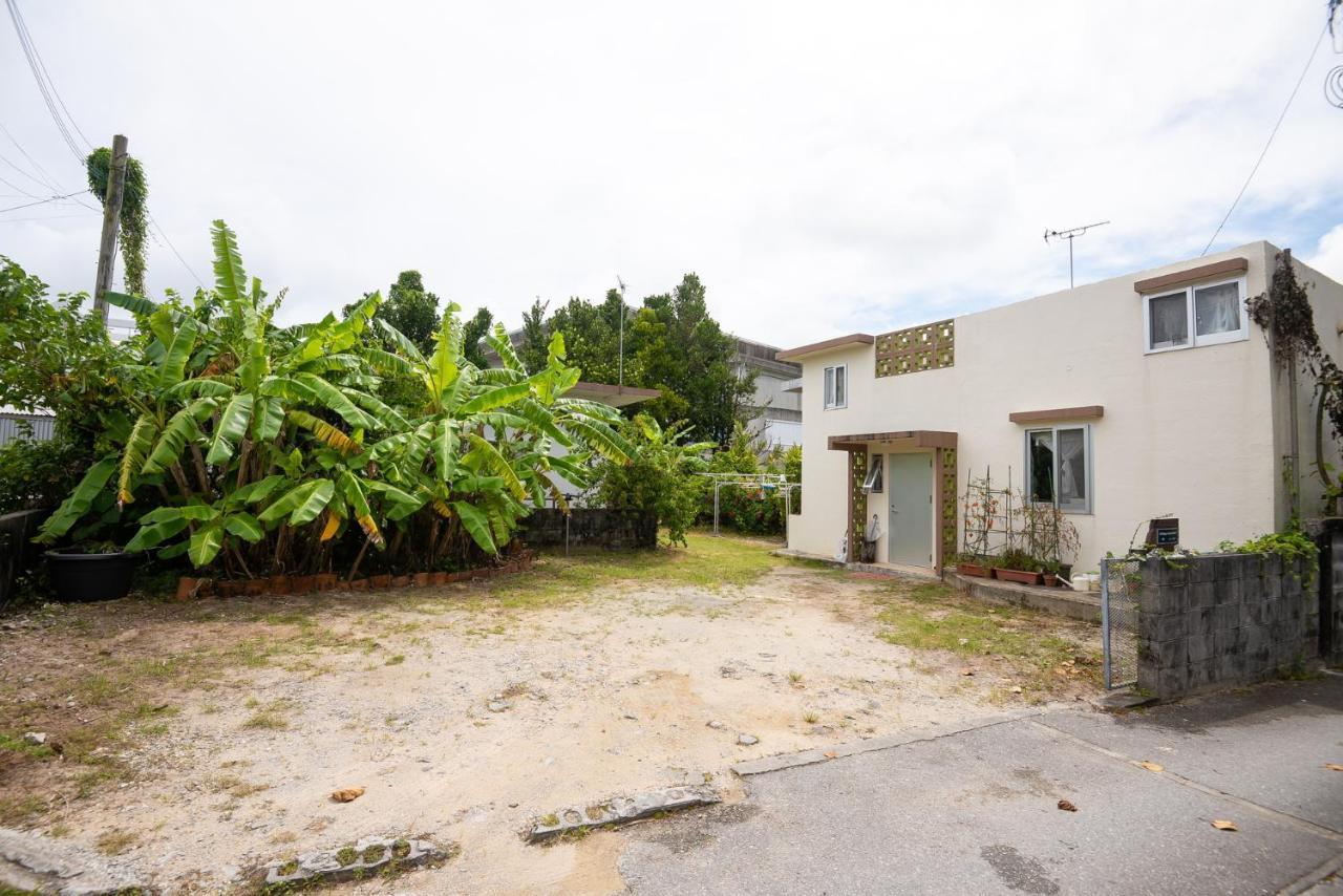 コテージなかどまり Apartment Onna Exterior photo